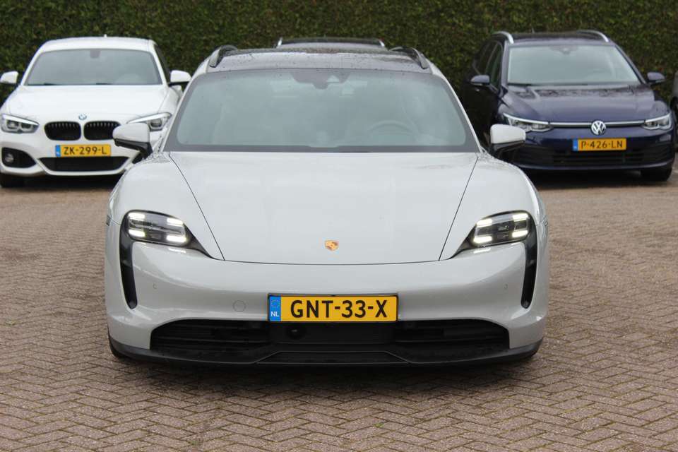 Porsche Taycan - Imagem 9