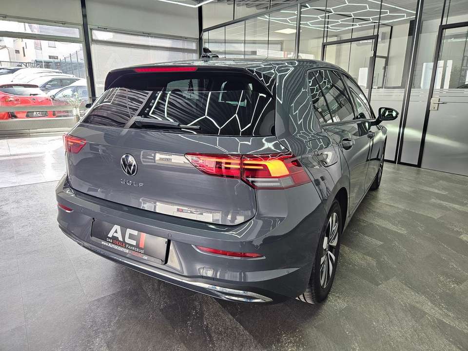Volkswagen Golf - Imagem 8