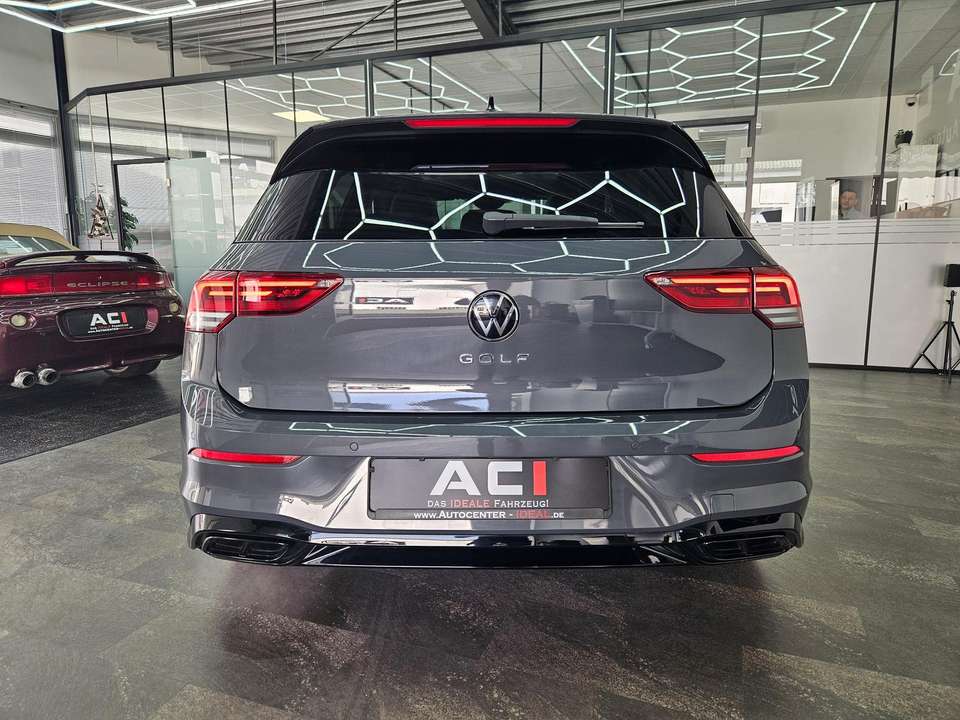Volkswagen Golf - Imagem 10