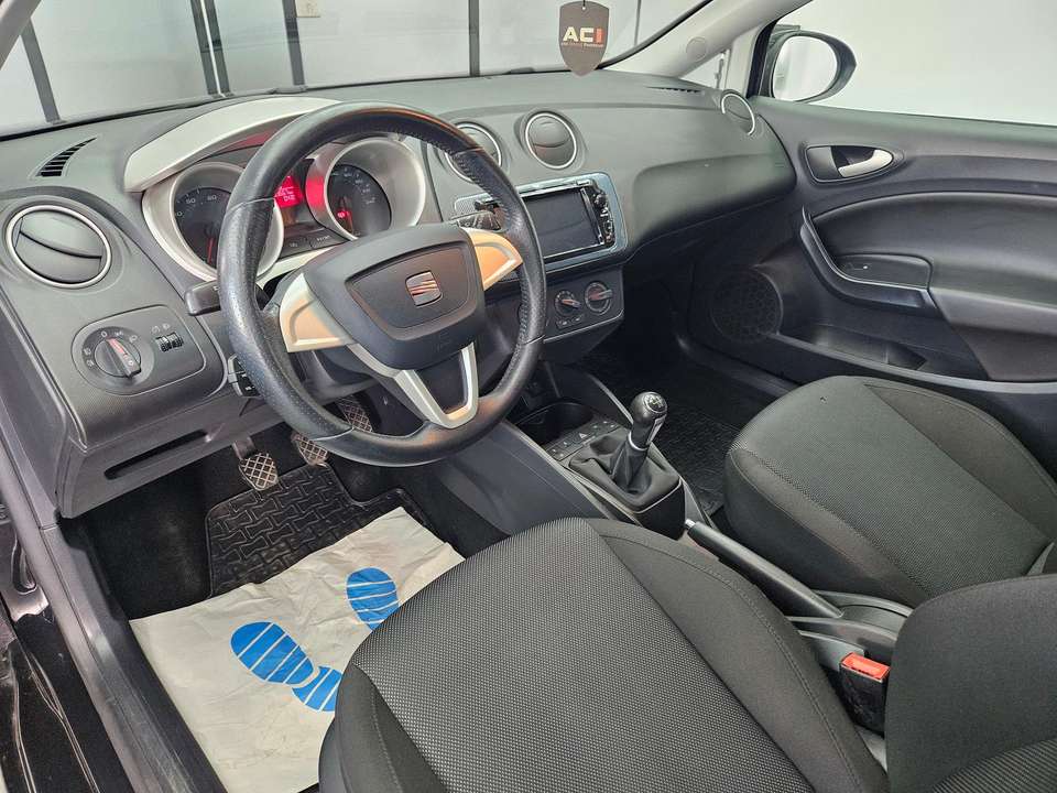 SEAT Ibiza - Imagem 12