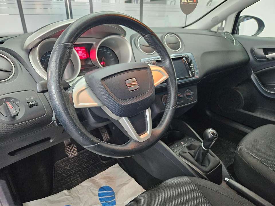 SEAT Ibiza - Imagem 13