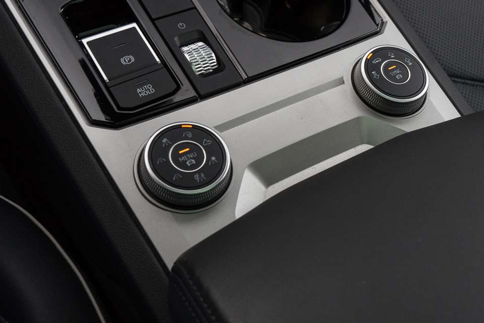 Volkswagen Touareg - Imagem 13