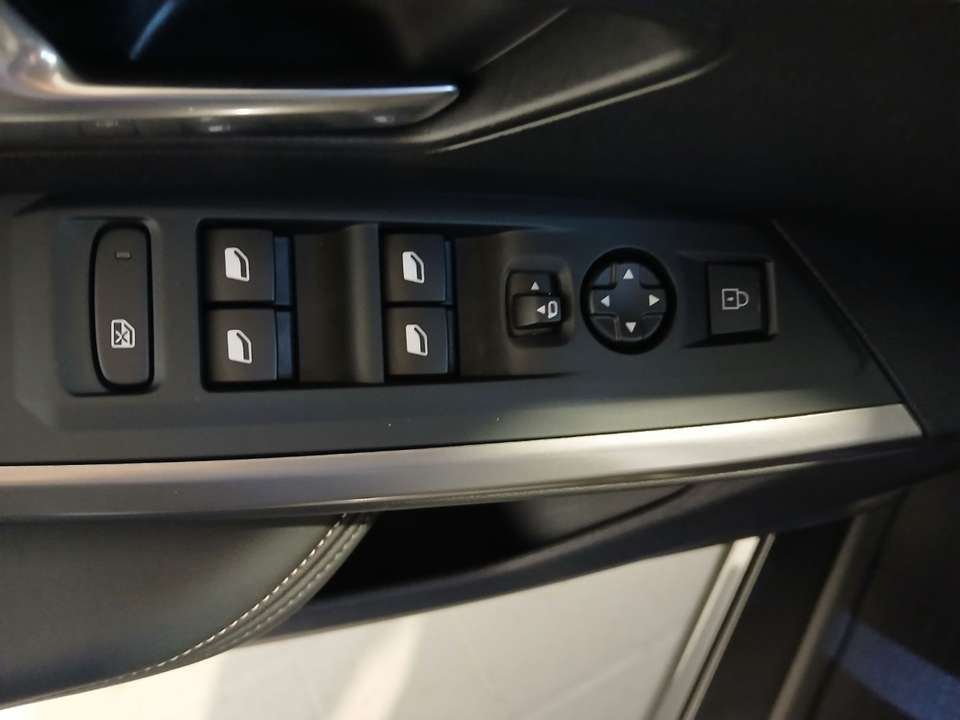 Peugeot 3008 - Imagem 11