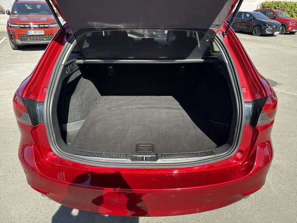 Mazda 6 - Imagem 10