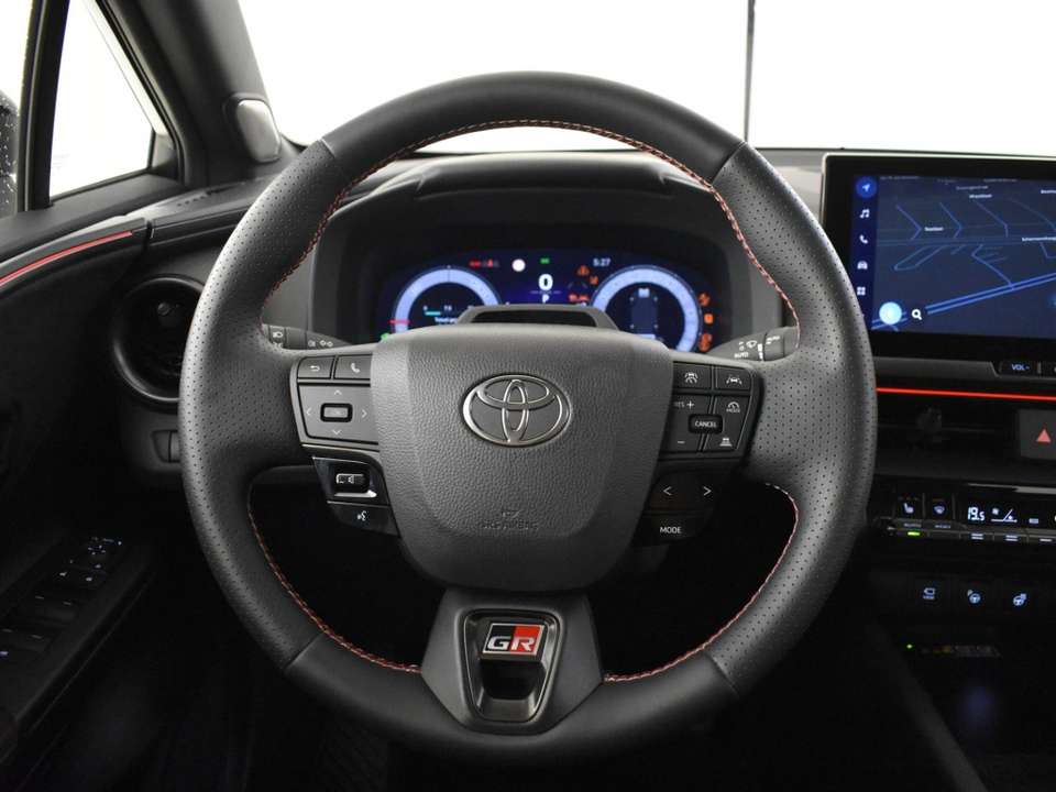 Toyota C-HR - Imagem 13
