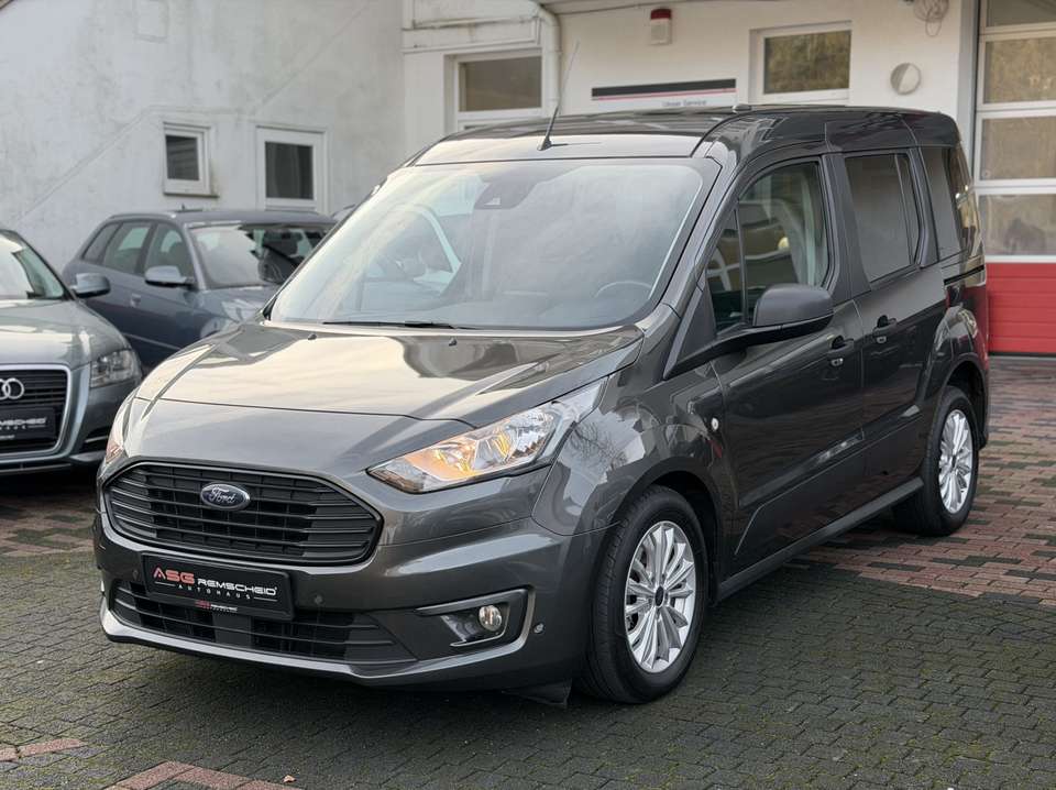 Ford Tourneo Connect - Imagem 1