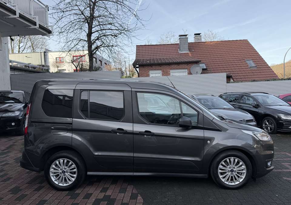 Ford Tourneo Connect - Imagem 4