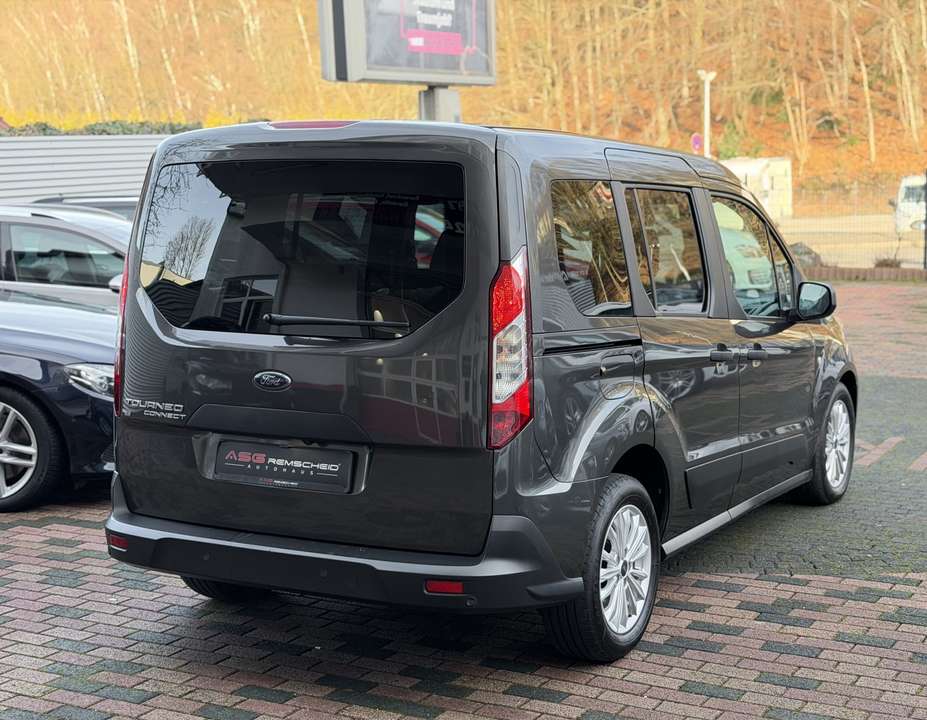 Ford Tourneo Connect - Imagem 5