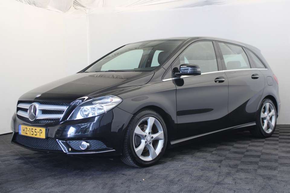 Mercedes-Benz B 180 - Imagem 1