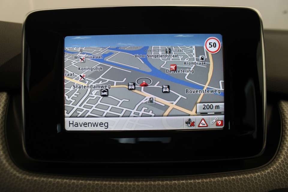Mercedes-Benz B 180 - Imagem 4