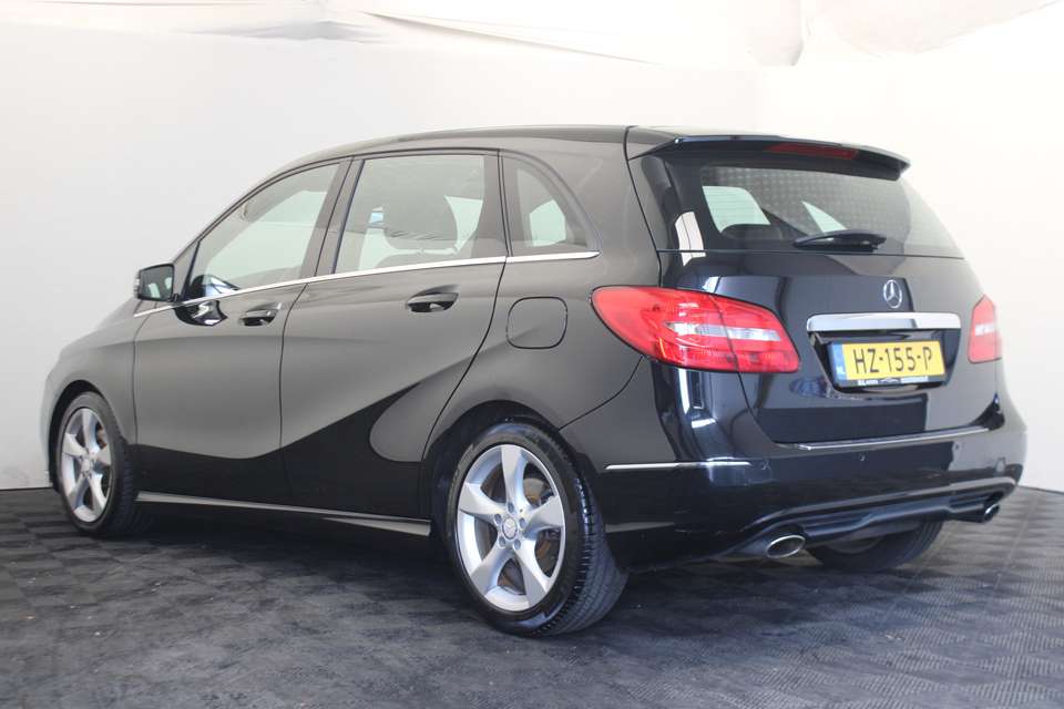 Mercedes-Benz B 180 - Imagem 6