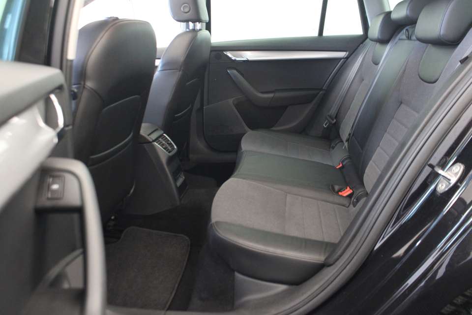Skoda Octavia - Imagem 13