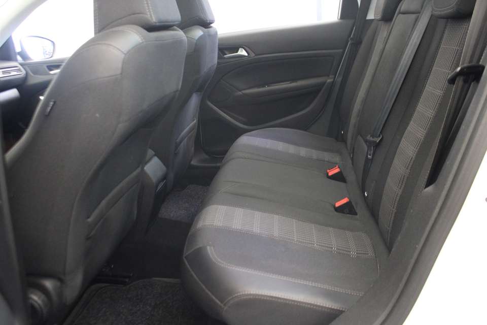 Peugeot 308 - Imagem 12