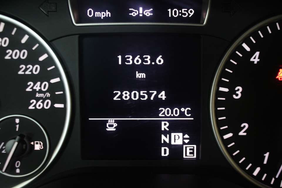 Mercedes-Benz B 180 - Imagem 17