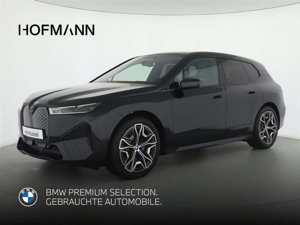 BMW iX - Imagem 1