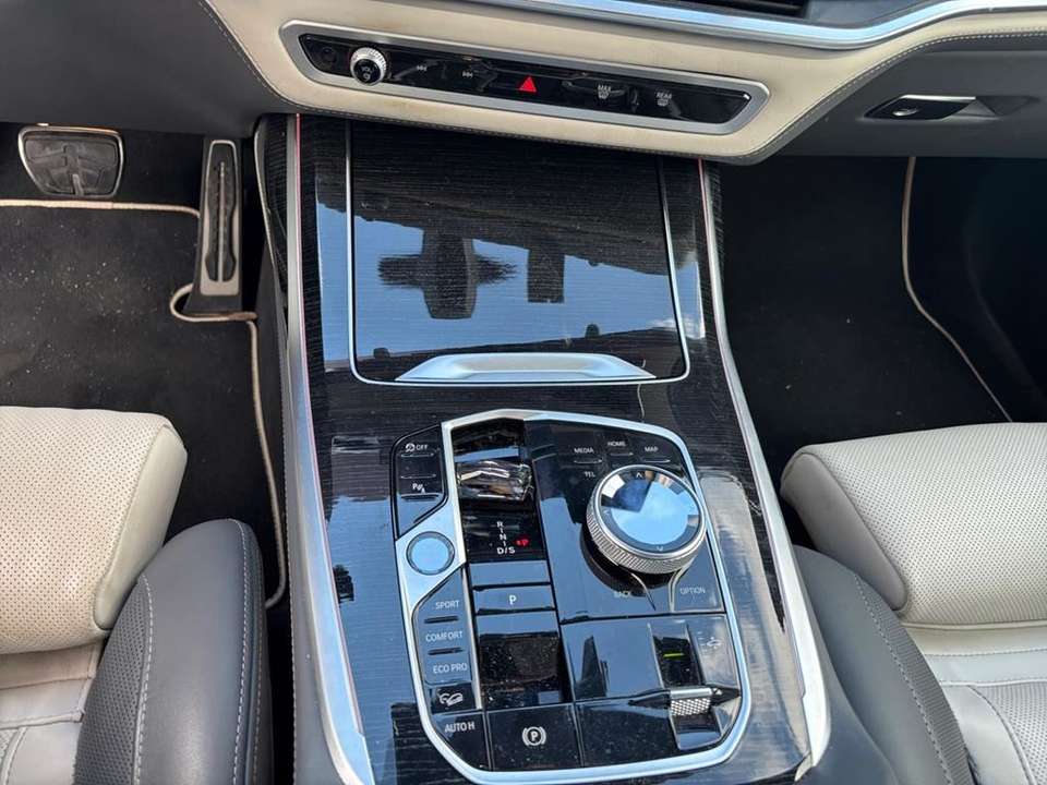 BMW X7 - Imagem 10