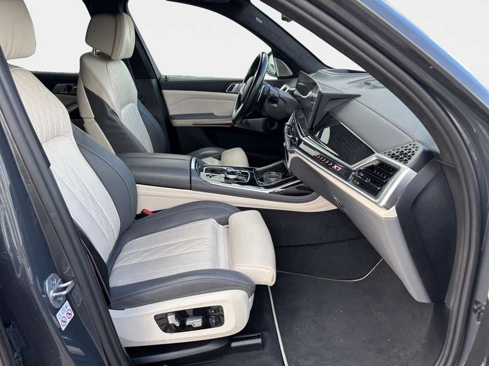 BMW X7 - Imagem 13