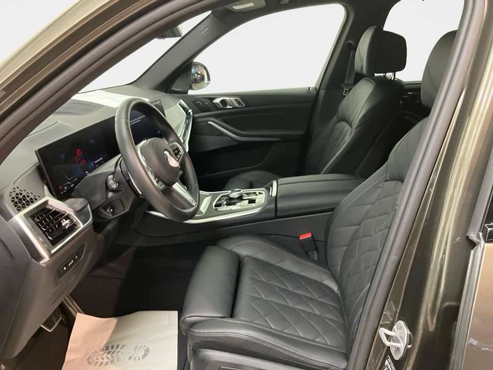 BMW X5 - Imagem 11