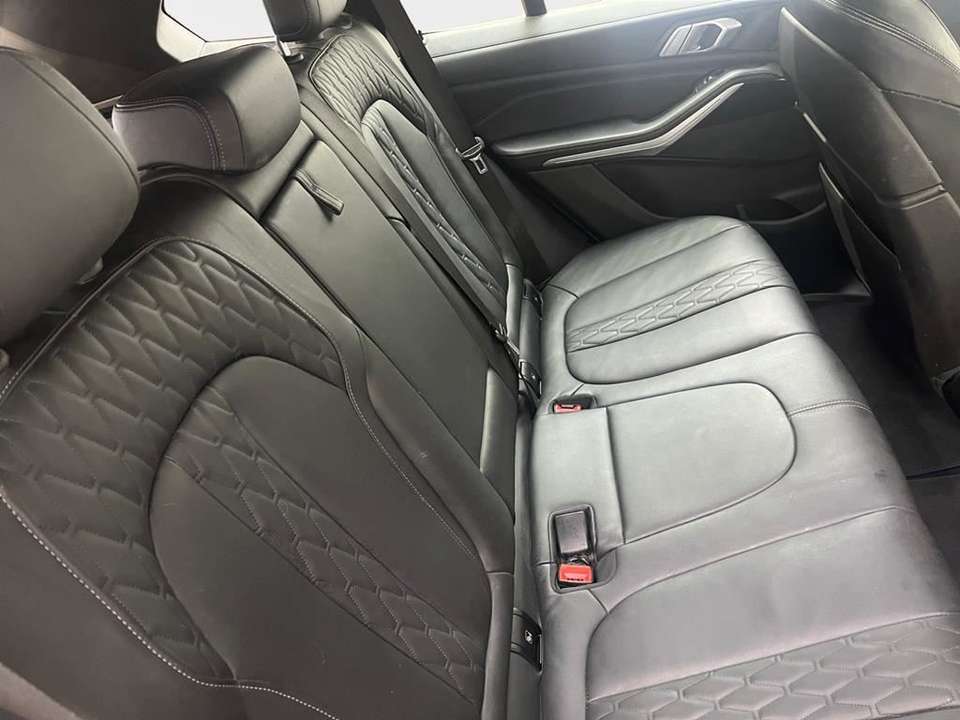 BMW X5 - Imagem 15