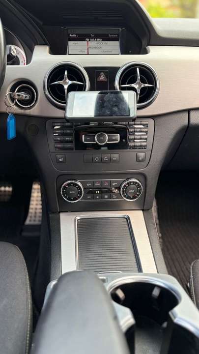 Mercedes-Benz GLK 220 - Imagem 6