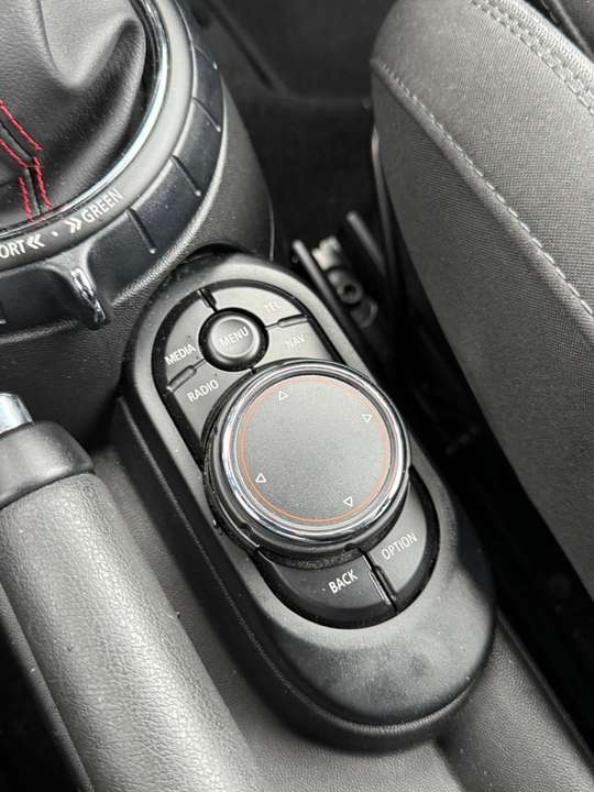 MINI Cooper S - Imagem 7