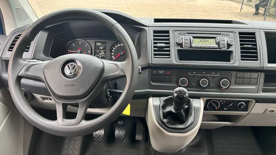 Volkswagen T6 Kombi - Imagem 12