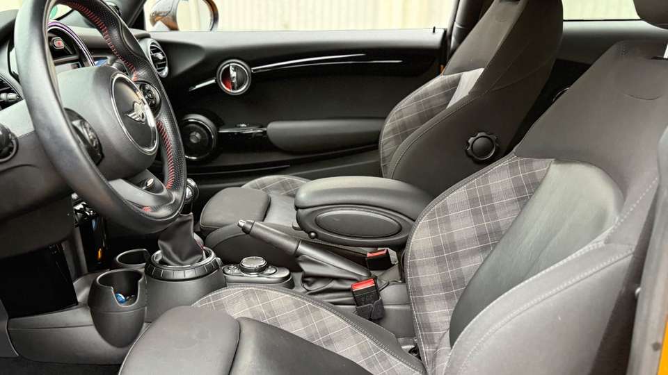 MINI Cooper S - Imagem 15