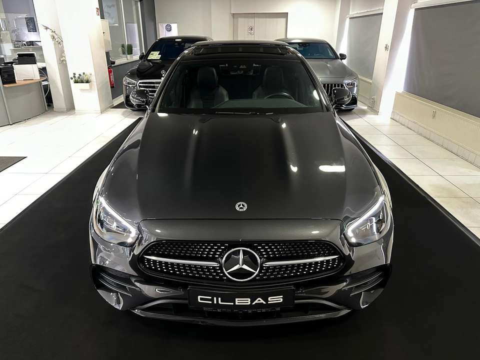 Mercedes-Benz E 220 - Imagem 3