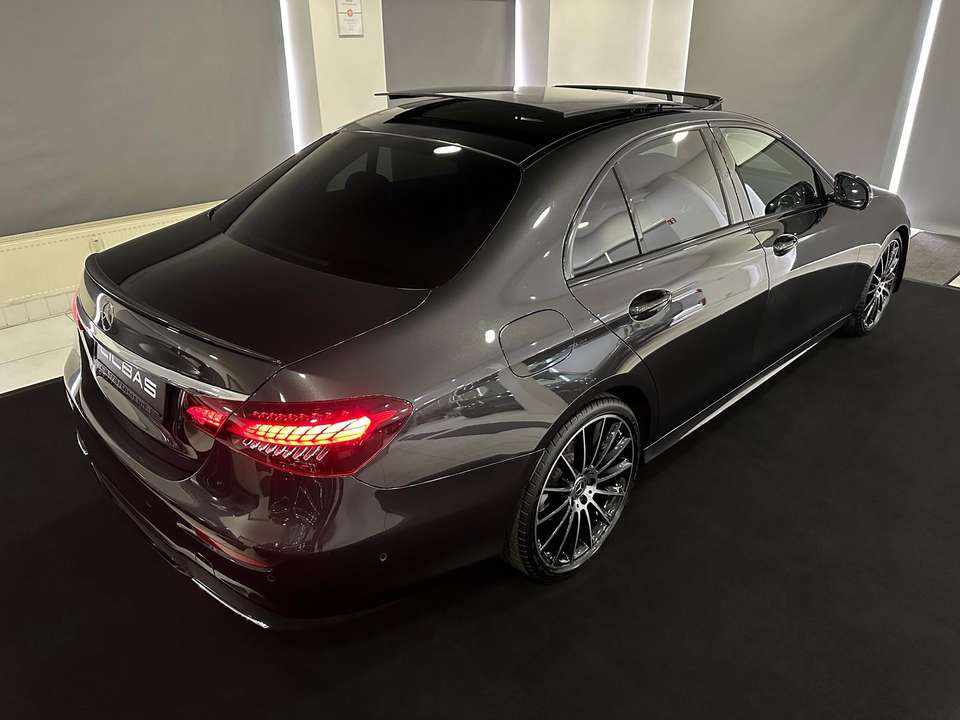 Mercedes-Benz E 220 - Imagem 8