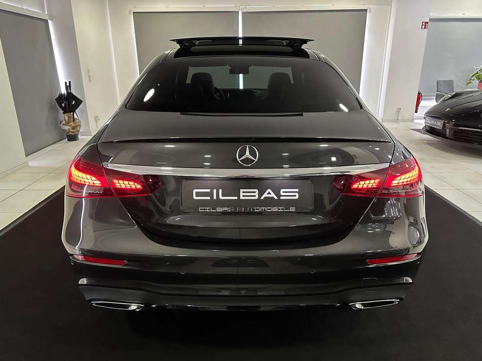 Mercedes-Benz E 220 - Imagem 10