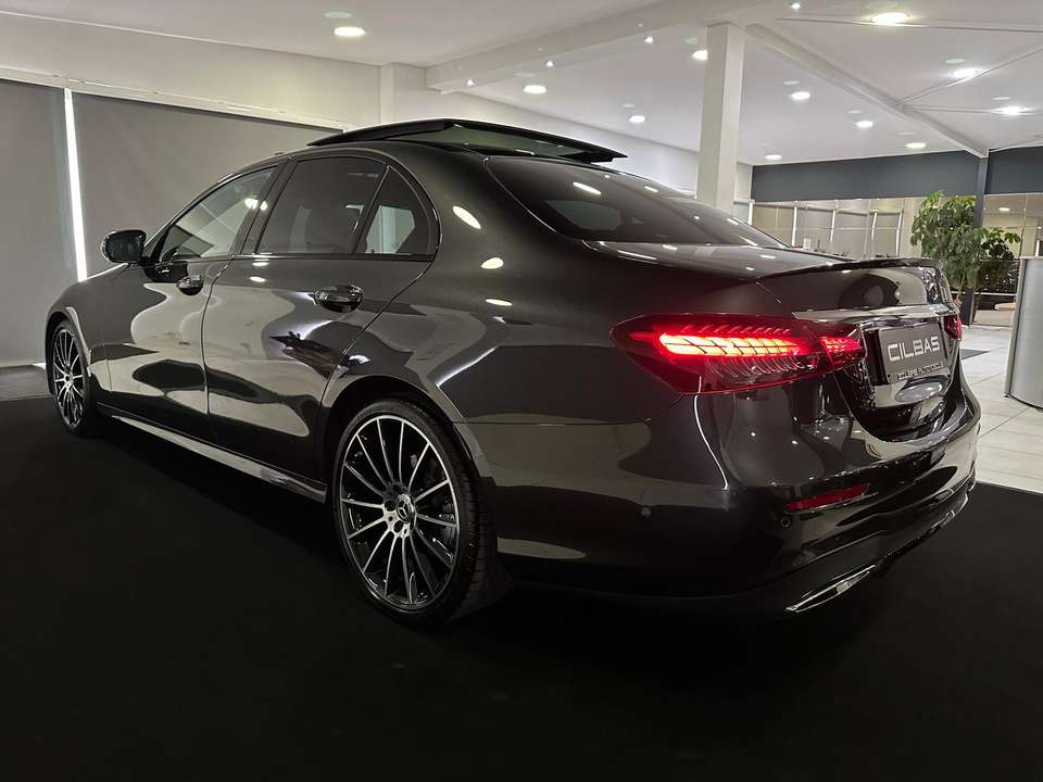 Mercedes-Benz E 220 - Imagem 14