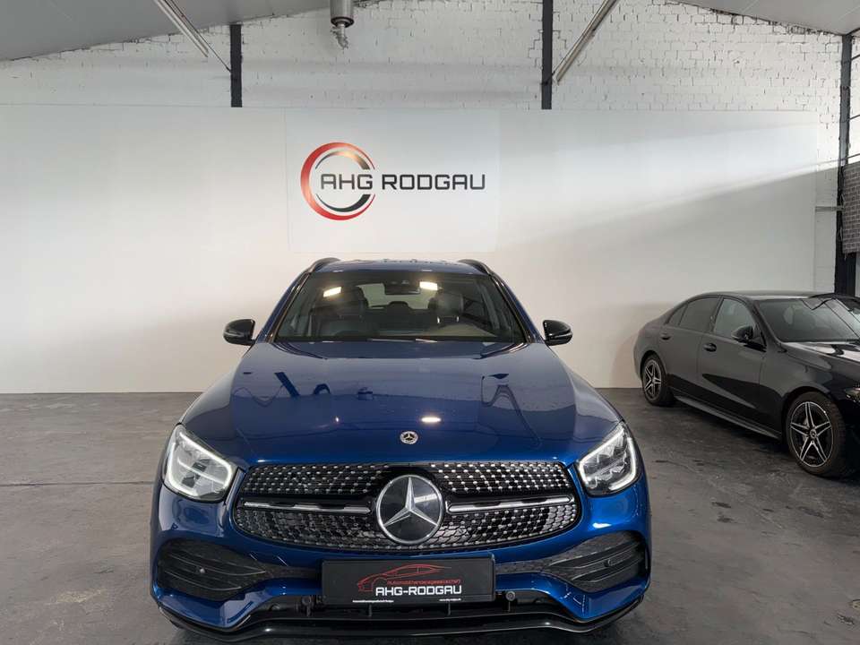 Mercedes-Benz GLC 300 - Imagem 9
