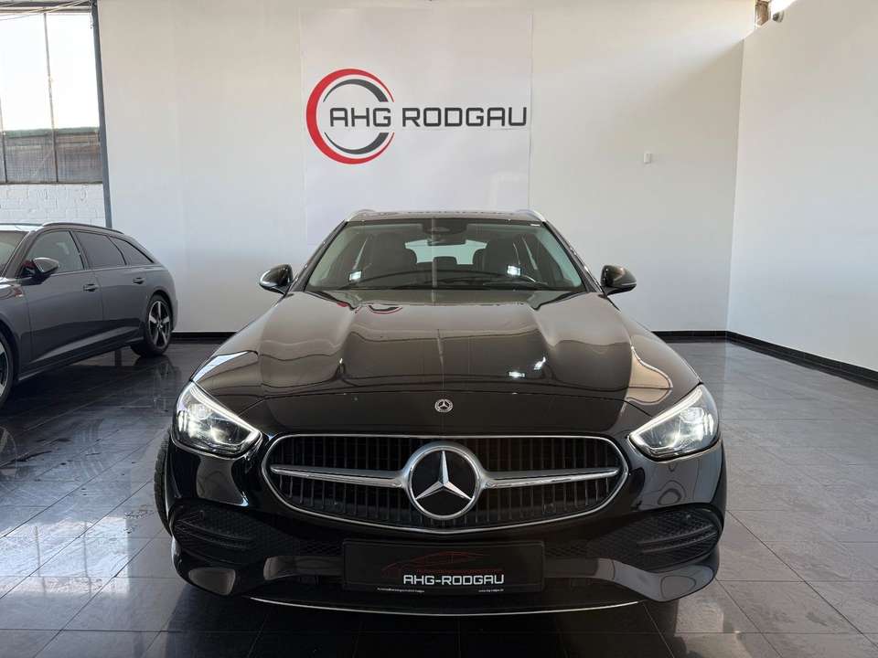Mercedes-Benz C 200 - Imagem 9
