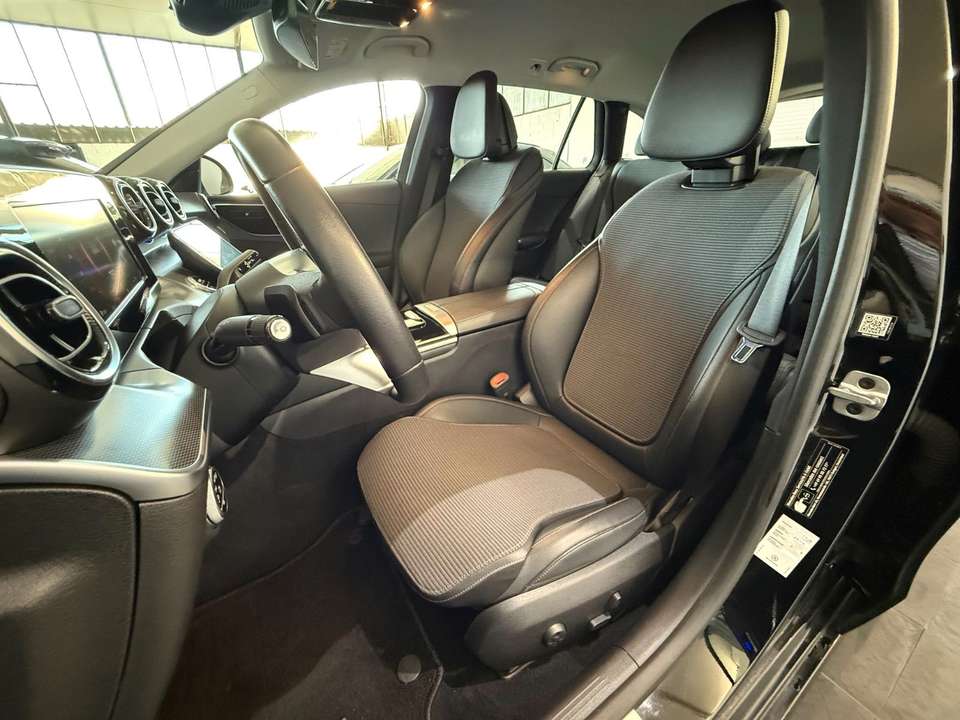 Mercedes-Benz C 200 - Imagem 15