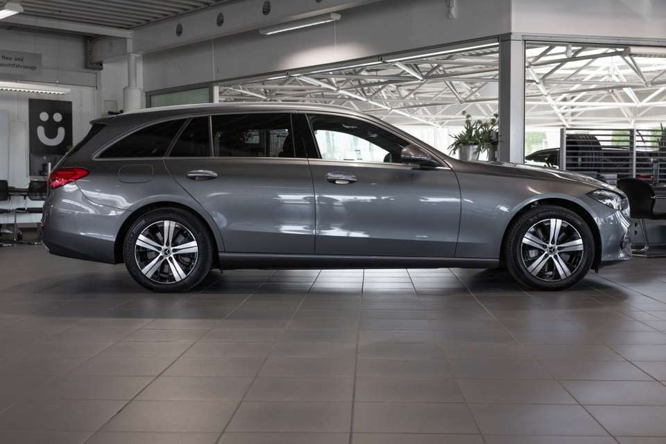 Mercedes-Benz C 300 - Imagem 4