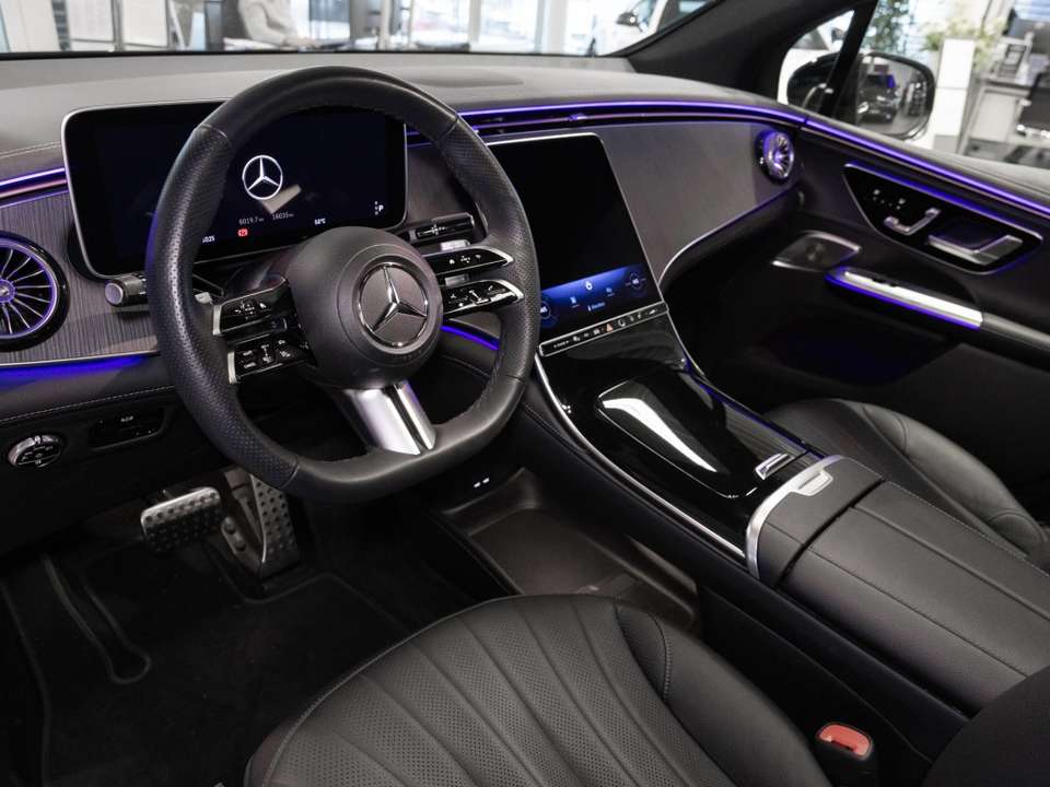 Mercedes-Benz EQE SUV - Imagem 7