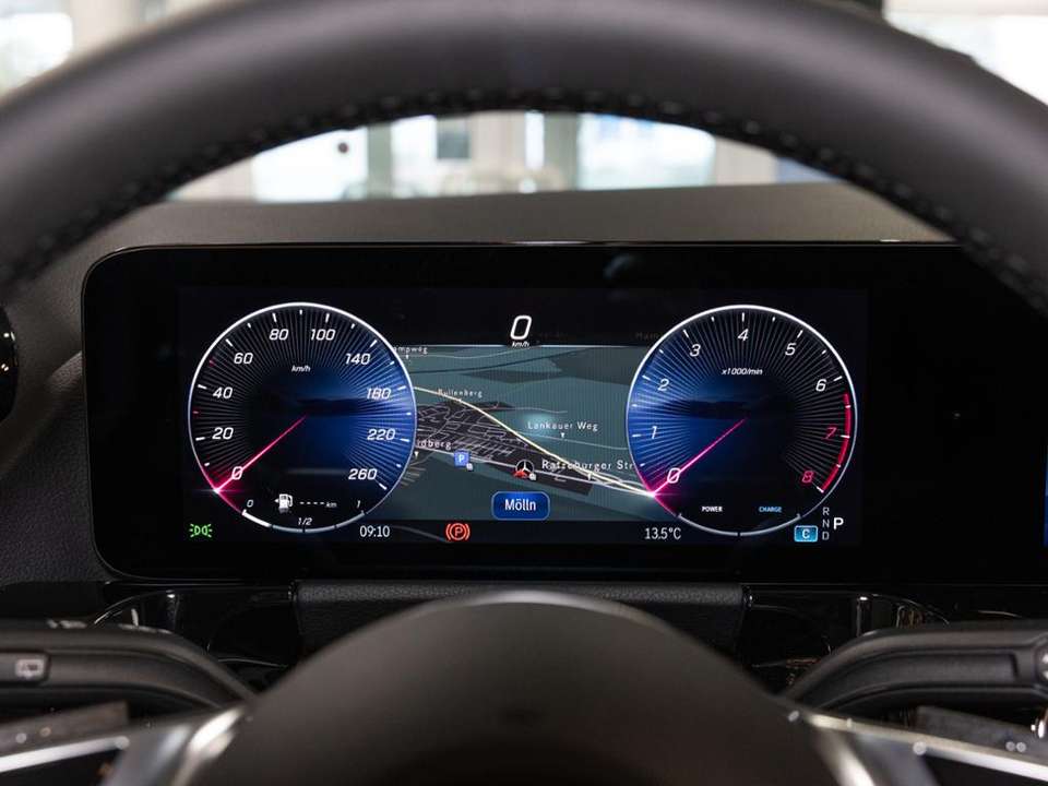 Mercedes-Benz GLA 200 - Imagem 14