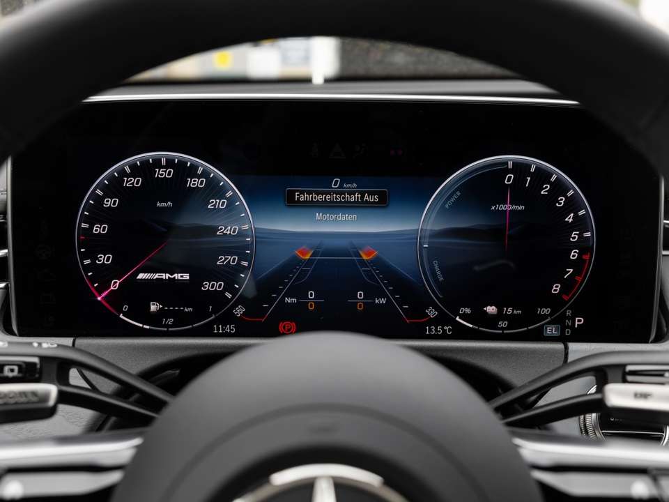 Mercedes-Benz E 53 AMG - Imagem 13