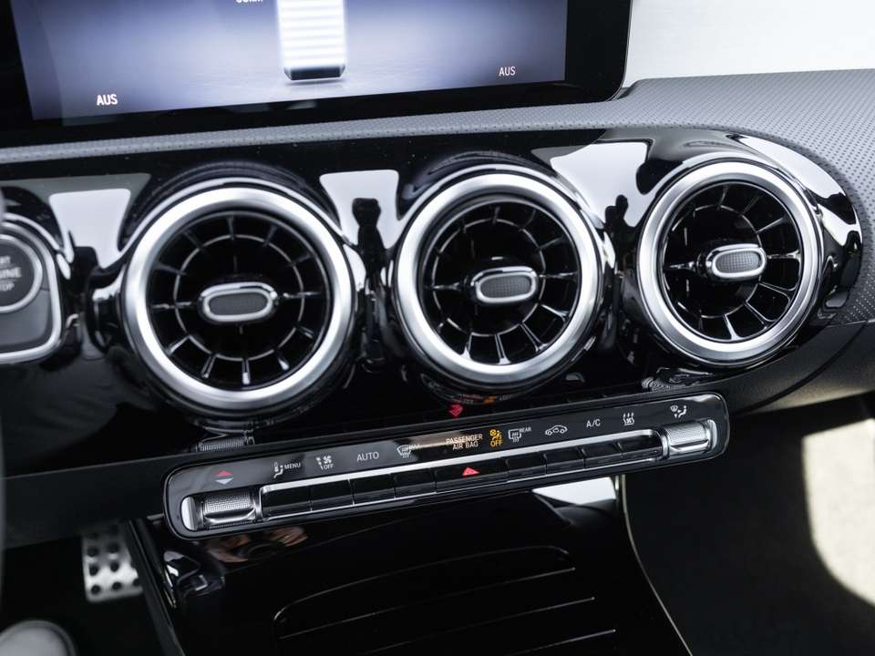 Mercedes-Benz A 250 - Imagem 11