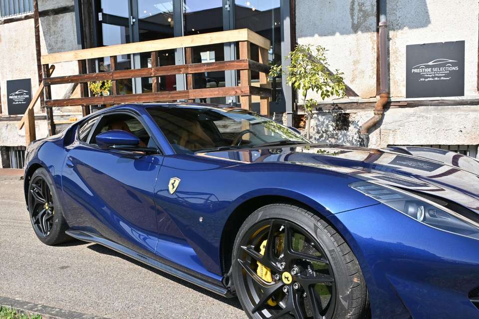 Ferrari 812 - Imagem 9
