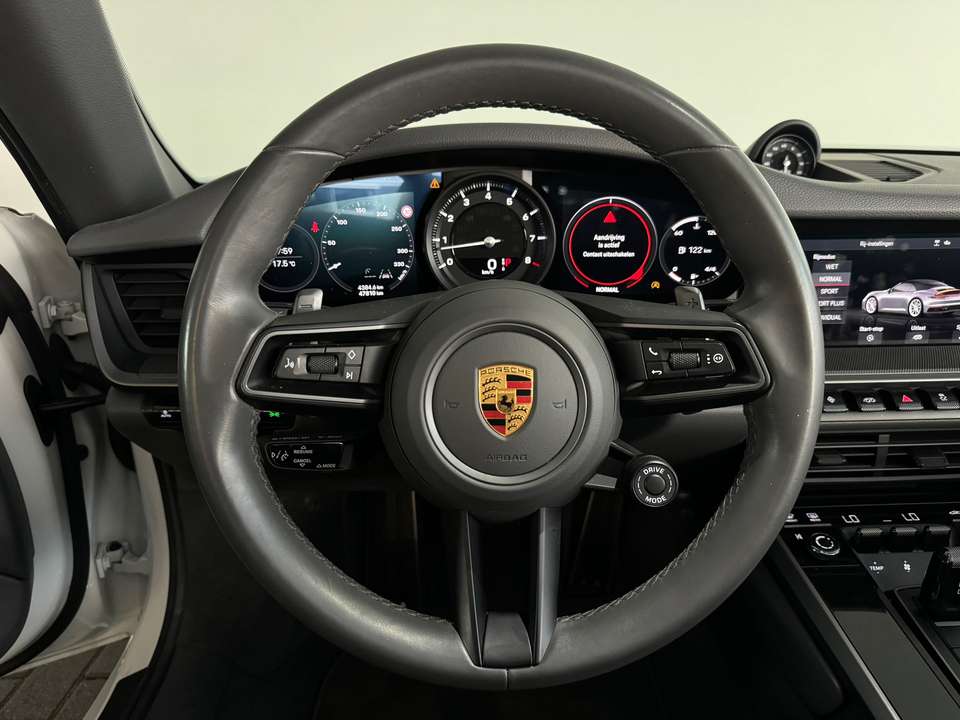 Porsche 992 - Imagem 13