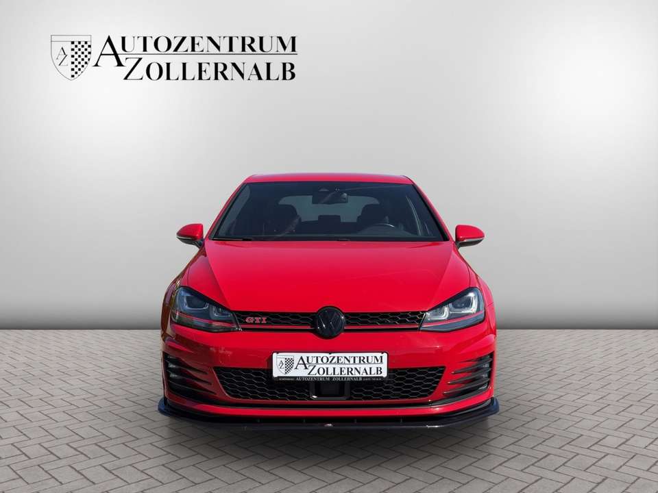 Volkswagen Golf - Imagem 2