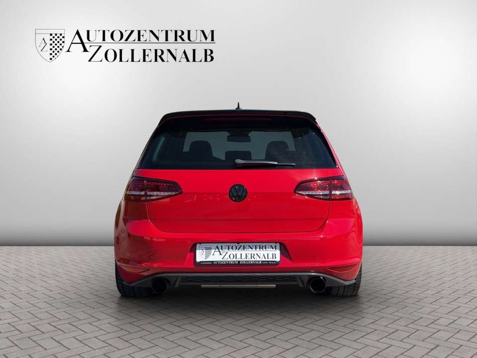 Volkswagen Golf - Imagem 5