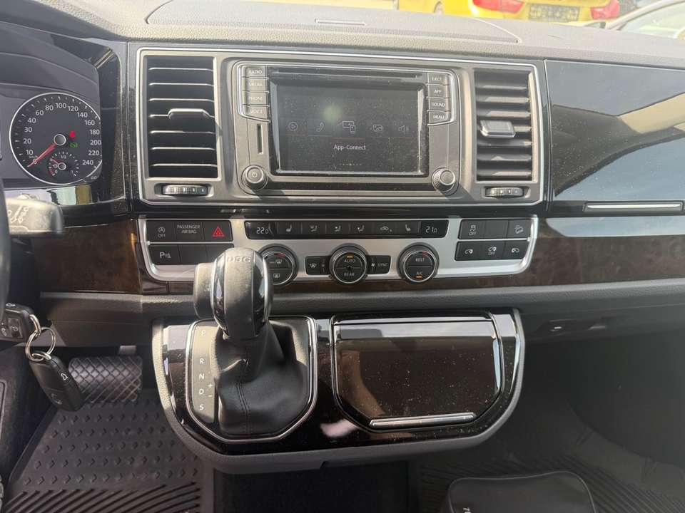 Volkswagen T6 Caravelle - Imagem 7