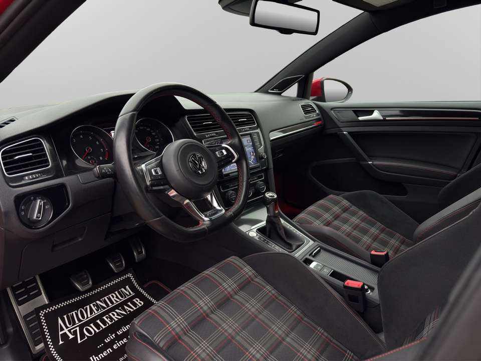 Volkswagen Golf - Imagem 10