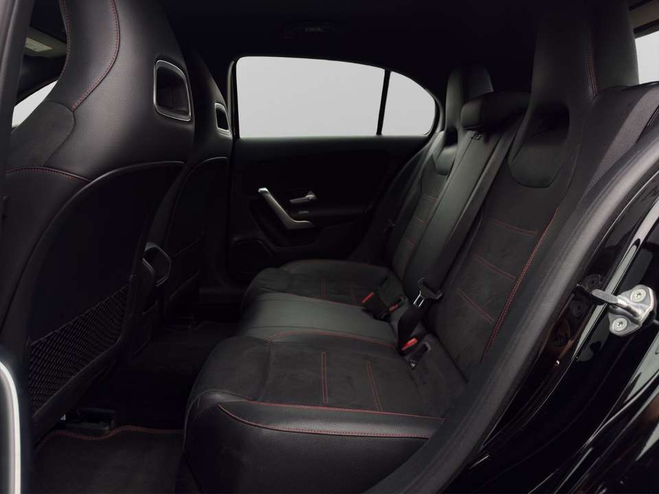 Mercedes-Benz A 250 - Imagem 12