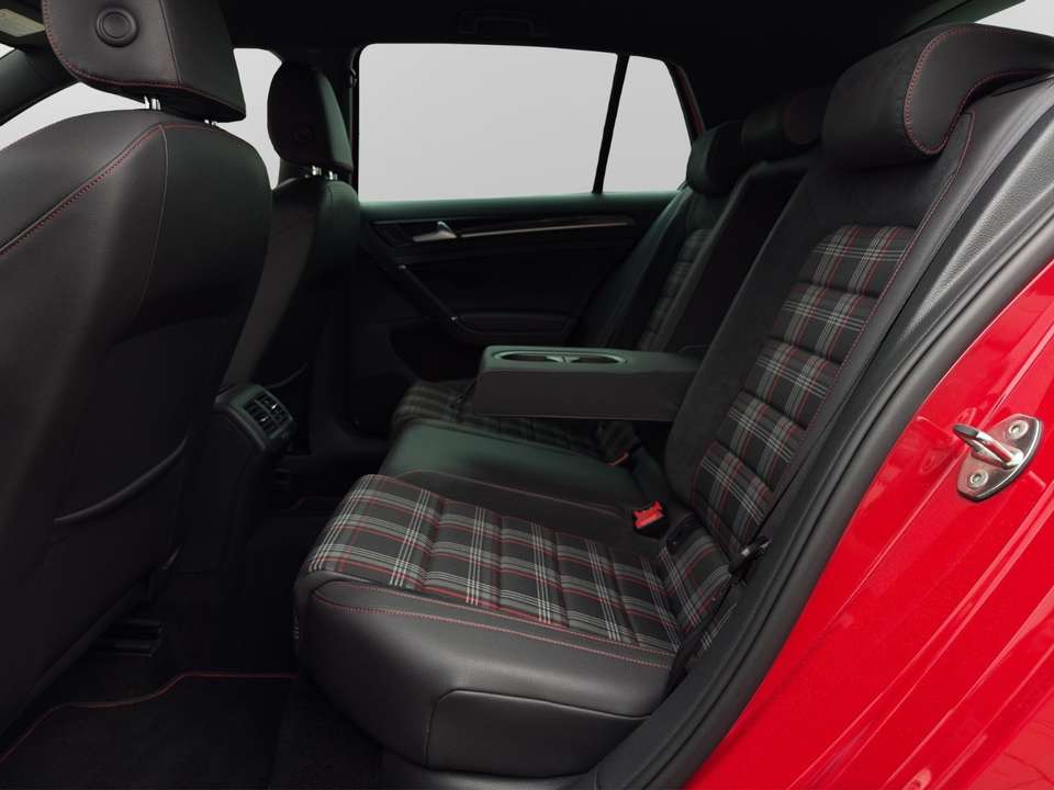 Volkswagen Golf - Imagem 12