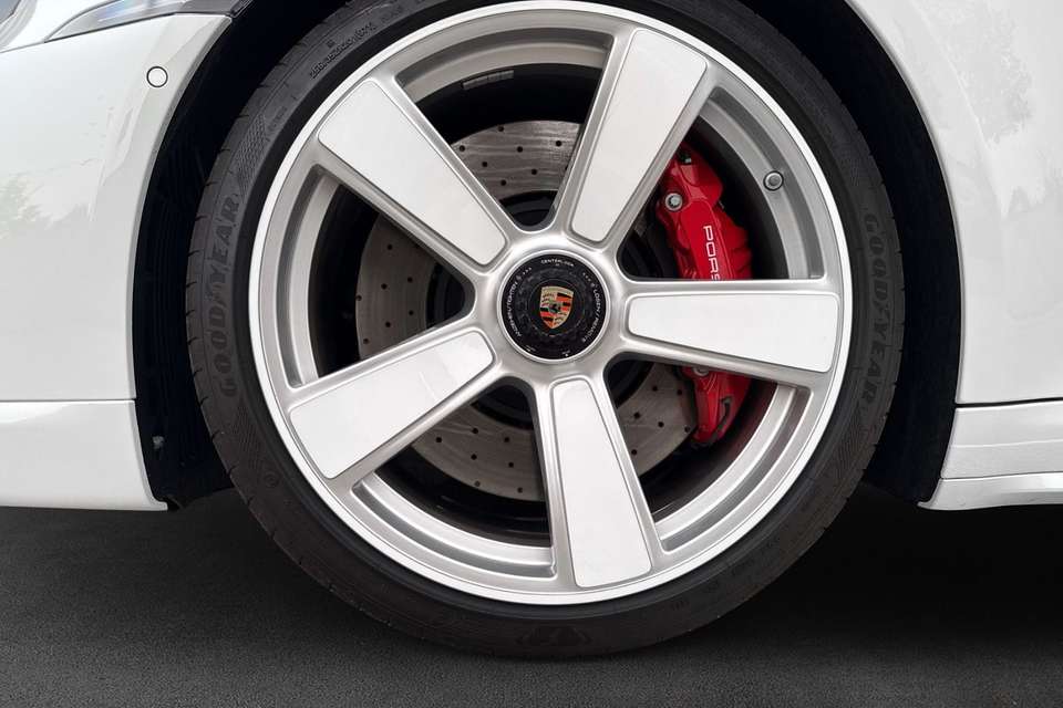 Porsche 992 - Imagem 14