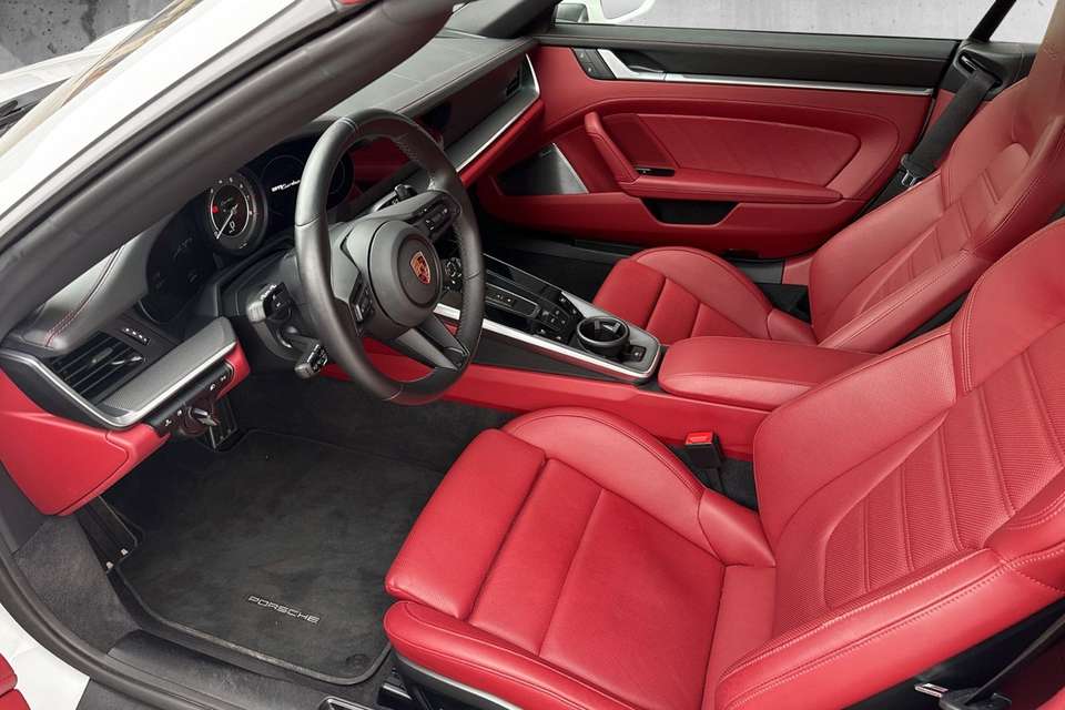 Porsche 992 - Imagem 15