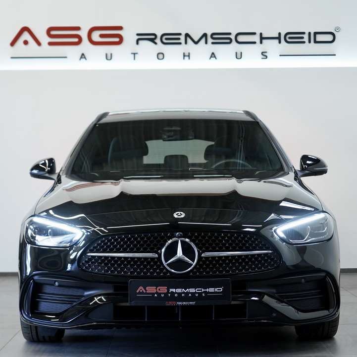 Mercedes-Benz C 300 - Imagem 4